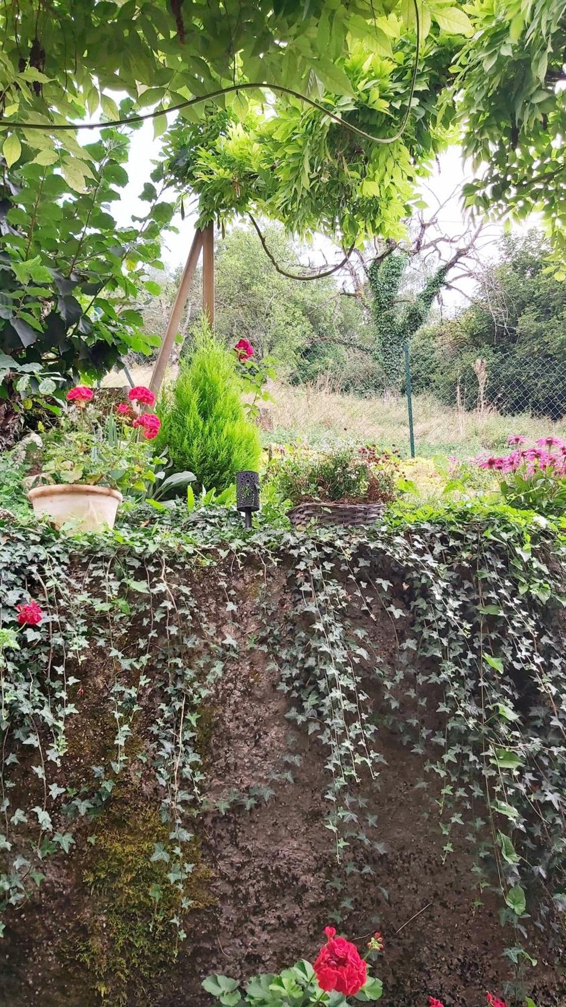 Herbes Et Collines Winkel Ngoại thất bức ảnh